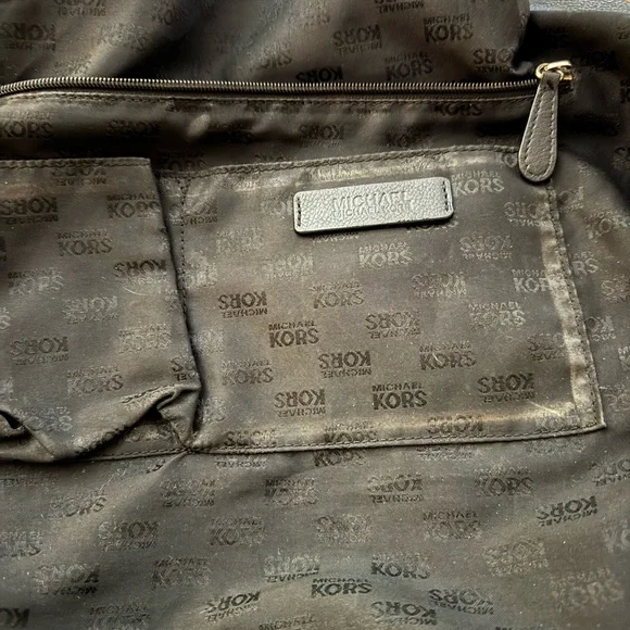 Michael Kors Black Leather Shoulder Bag with Gold Accents - Picture 11 of 13